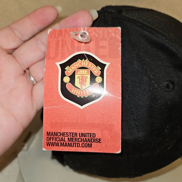 Manchester United New Era Hat Cap ~ 2005 ~ Black and Purple ~ NWT - Picture 5 of 8